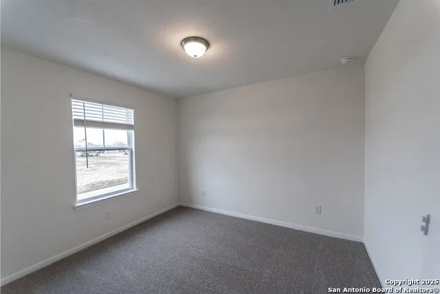 117 Lina Way Seguin, TX 78155