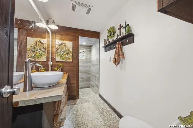 117 Roundup Drive Wimberley, TX 78676