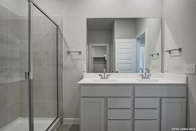 2335 Crisp Gln San Antonio, TX 78224