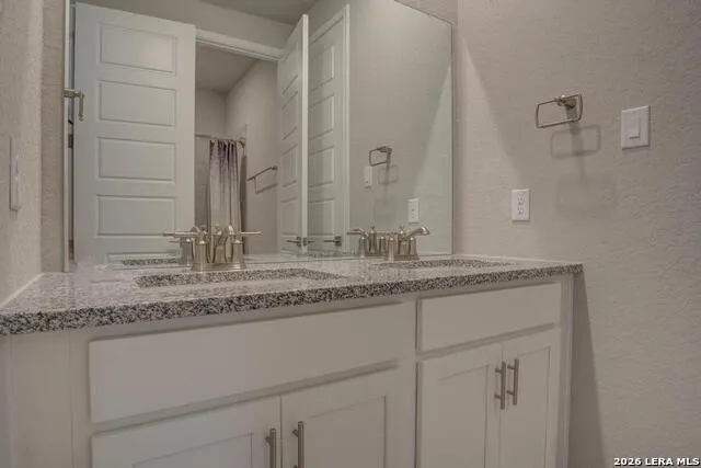 237 Bryant Park Castroville, TX 78009