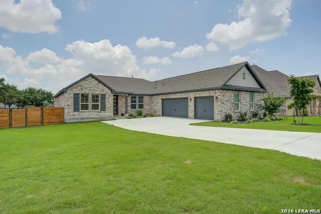 237 Bryant Park Castroville, TX 78009