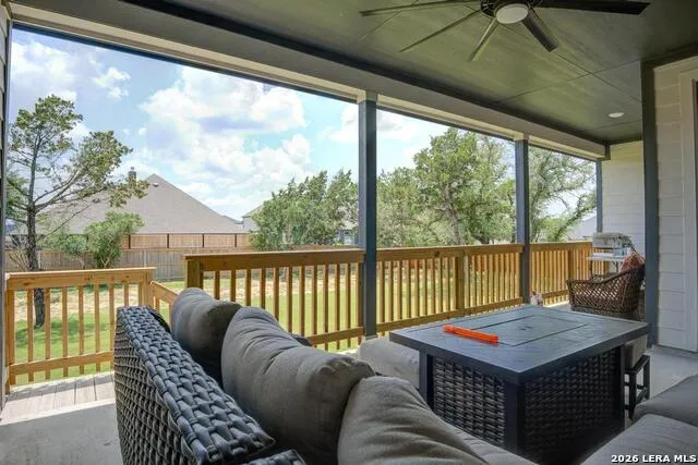 237 Bryant Park Castroville, TX 78009