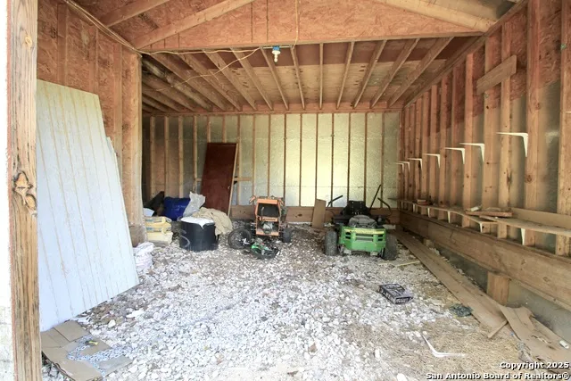 23127 OPPORTUNITY DR Elmendorf, TX 78112