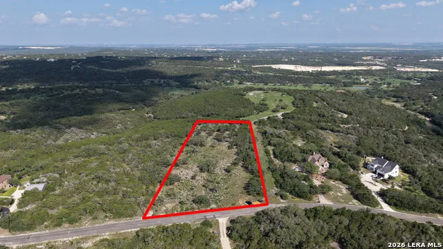 760 County Road 273 Mico, TX 78056
