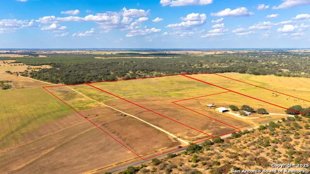 TRACT 2 Bynum Road Floresville, TX 78114