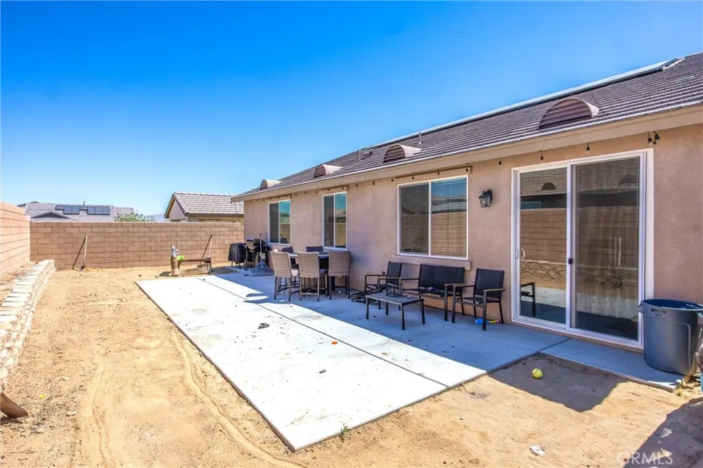 13256 Trail Ridge Victorville, CA 92395