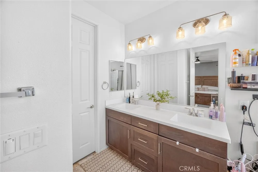 13256 Trail Ridge Victorville, CA 92395