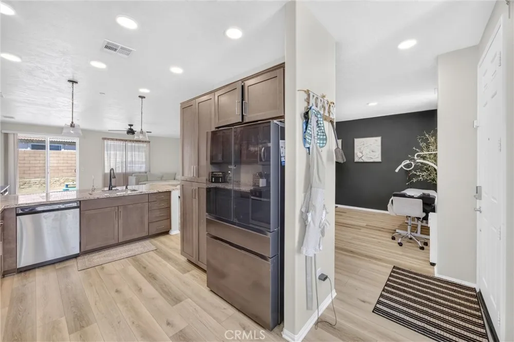 13256 Trail Ridge Victorville, CA 92395