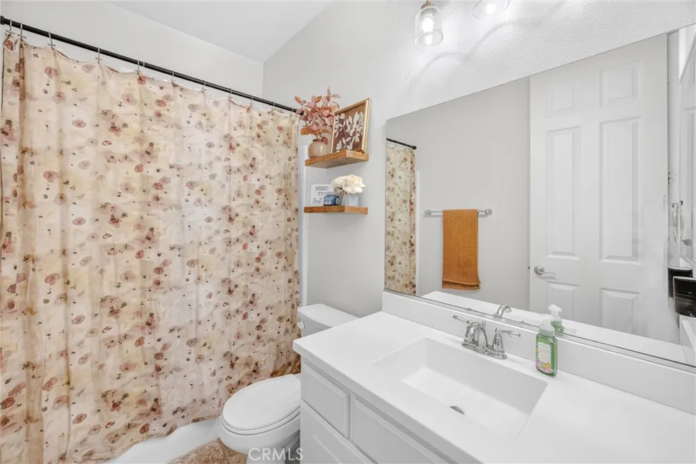 13256 Trail Ridge Victorville, CA 92395
