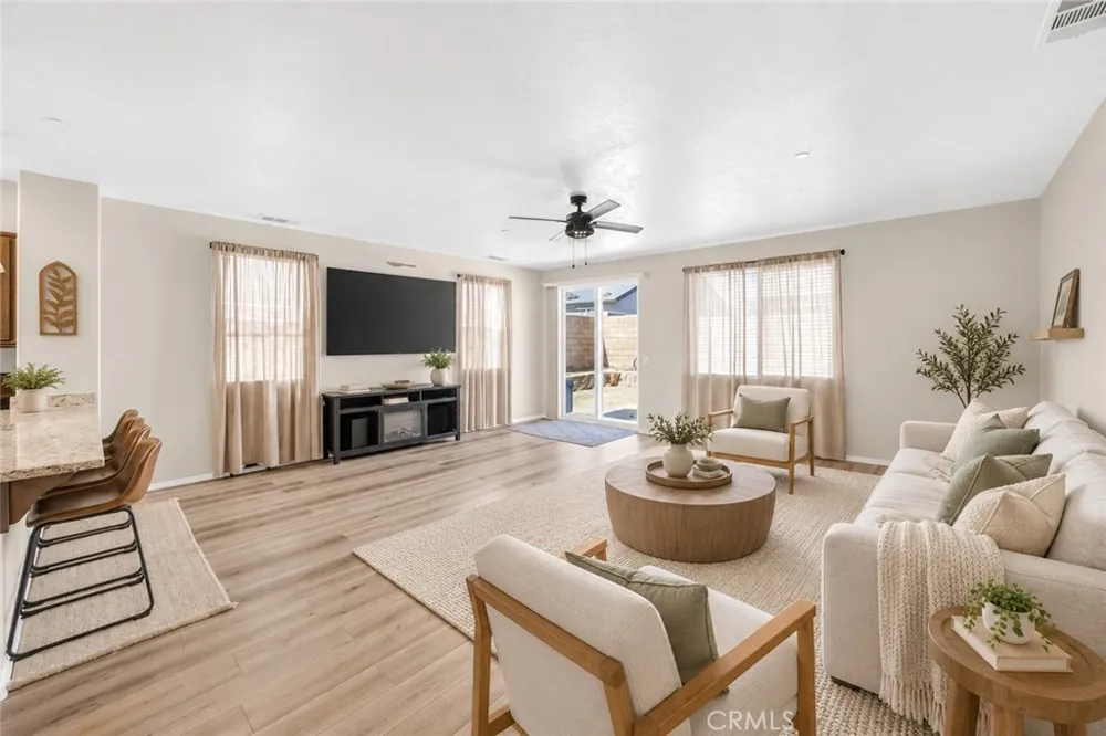 13256 Trail Ridge Victorville, CA 92395