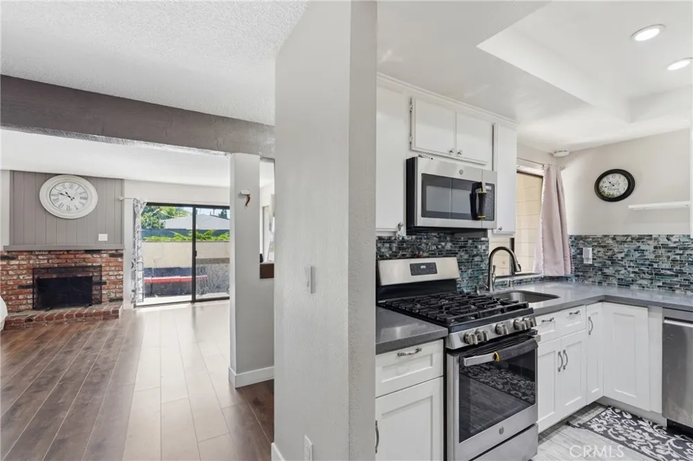 8340 Penfield Ave #35 Winnetka, CA 91306
