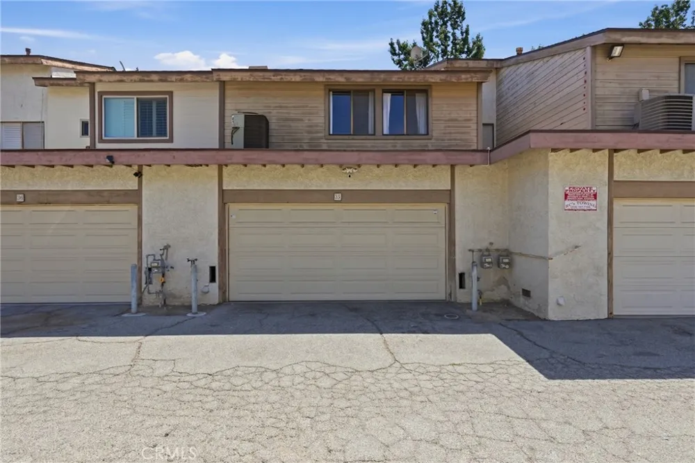 8340 Penfield Ave #35 Winnetka, CA 91306