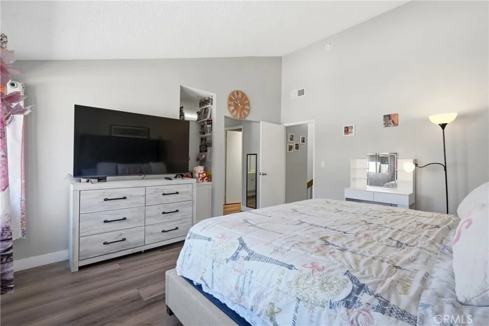 8340 Penfield Ave #35 Winnetka, CA 91306