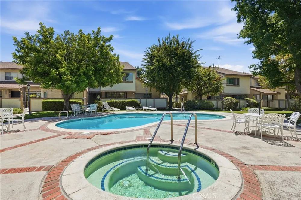 8340 Penfield Ave #35 Winnetka, CA 91306