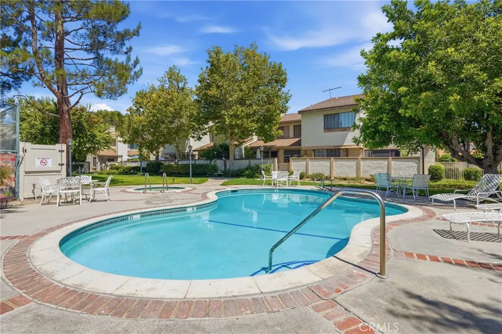 8340 Penfield Ave #35 Winnetka, CA 91306