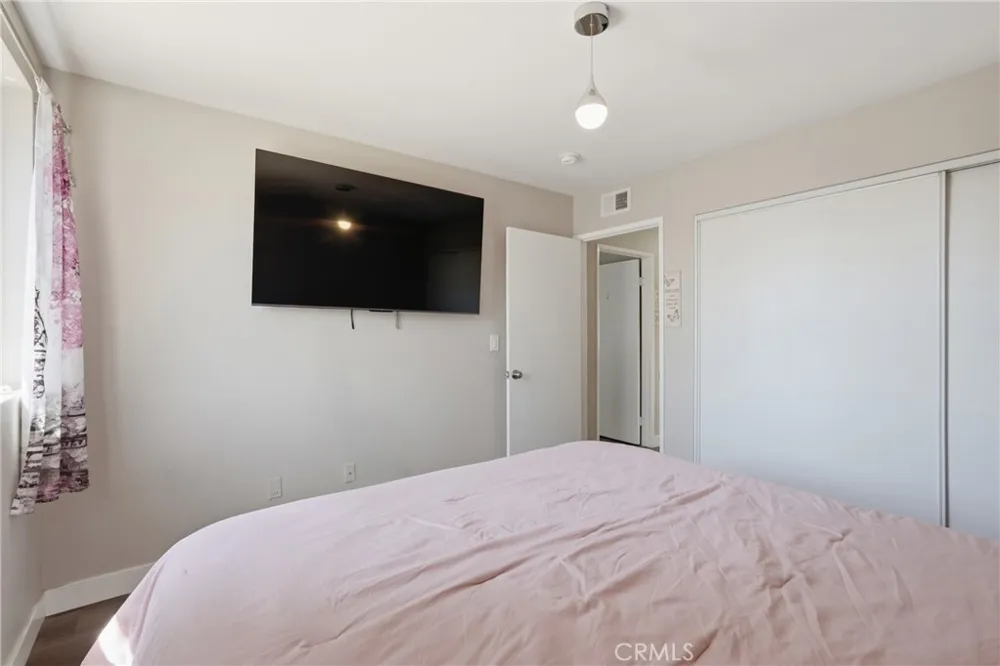 8340 Penfield Ave #35 Winnetka, CA 91306