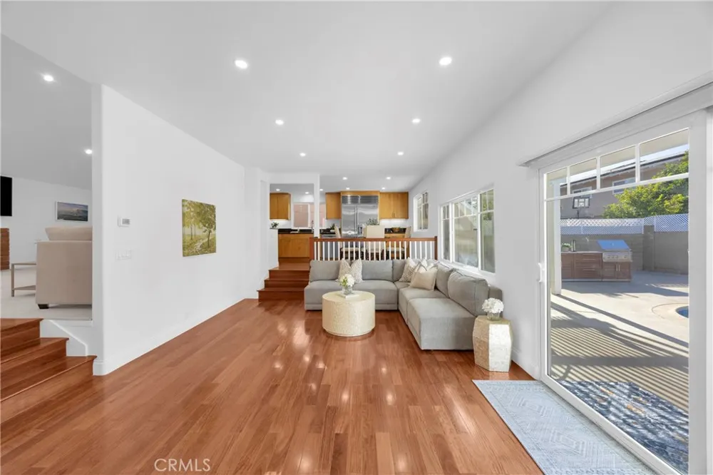 4457 Via Largo Cypress, CA 90630