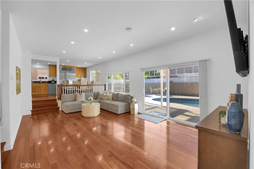 4457 Via Largo Cypress, CA 90630