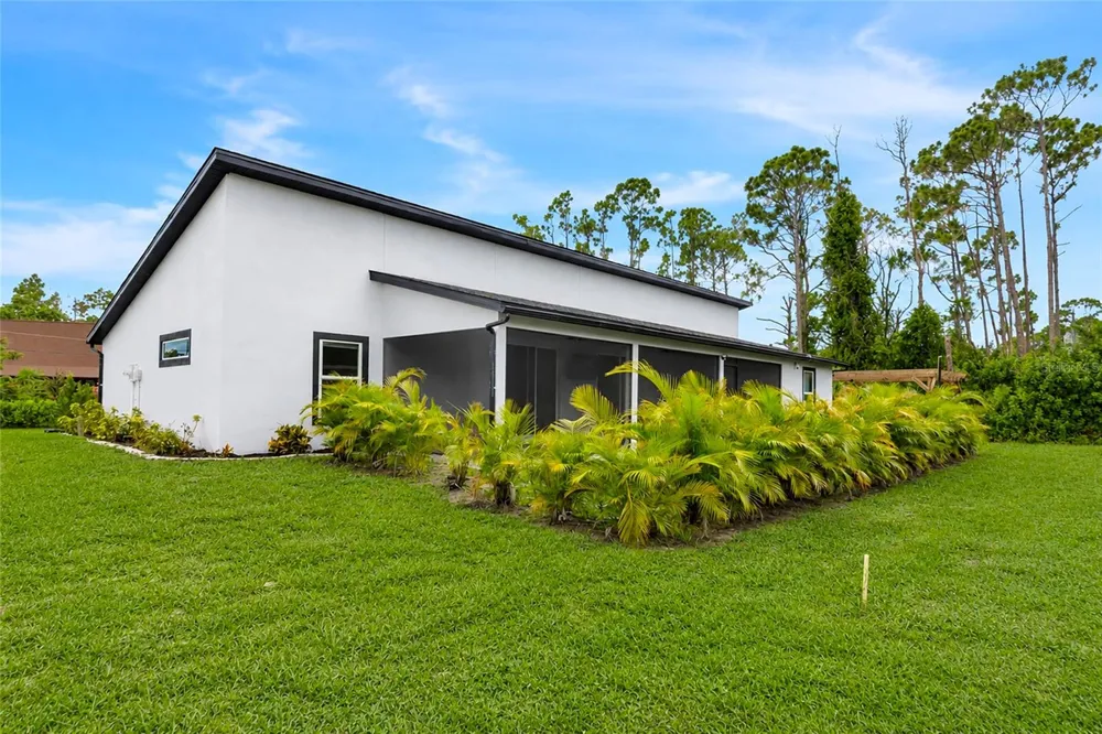 1458 E HALLMARK BOULEVARD North Port, FL 34288