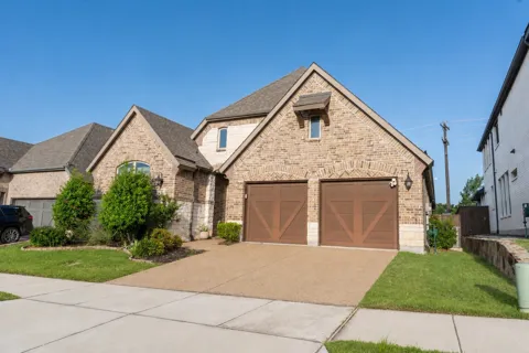 4449 Tall Knight Lane