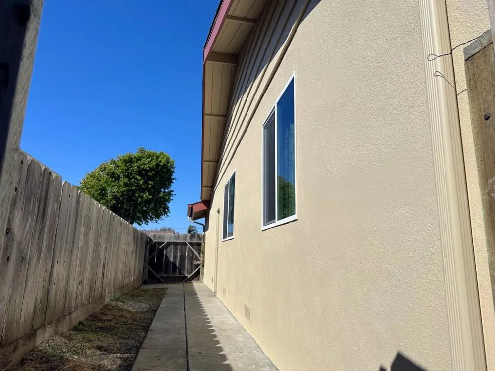 737 Saint Ann Drive Salinas, CA 93901