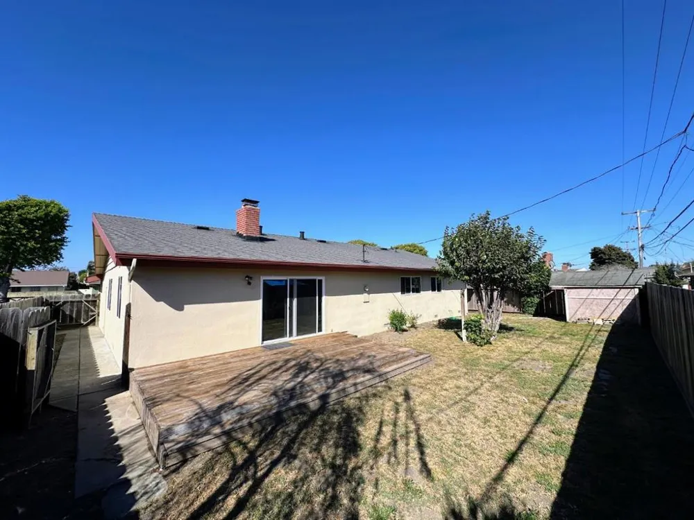 737 Saint Ann Drive Salinas, CA 93901