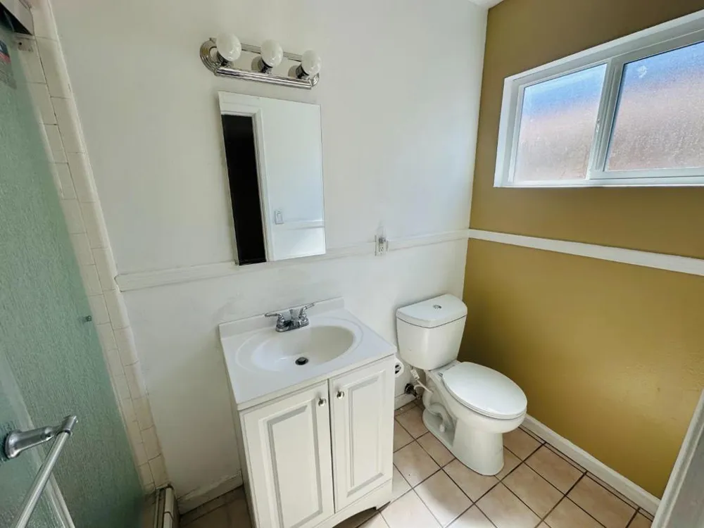 737 Saint Ann Drive Salinas, CA 93901