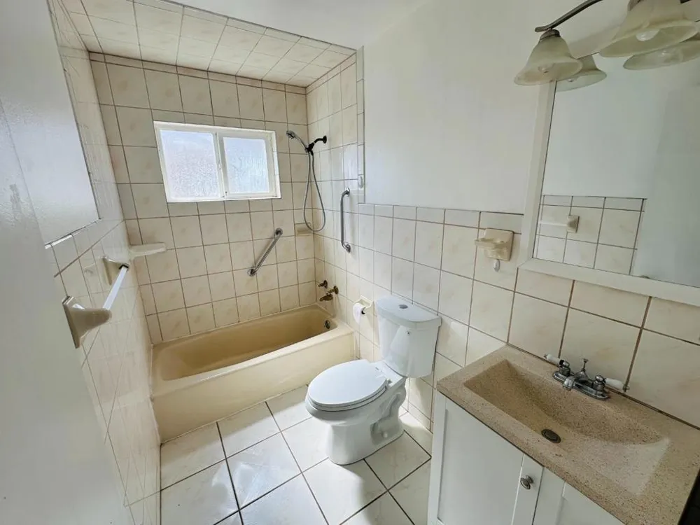 737 Saint Ann Drive Salinas, CA 93901