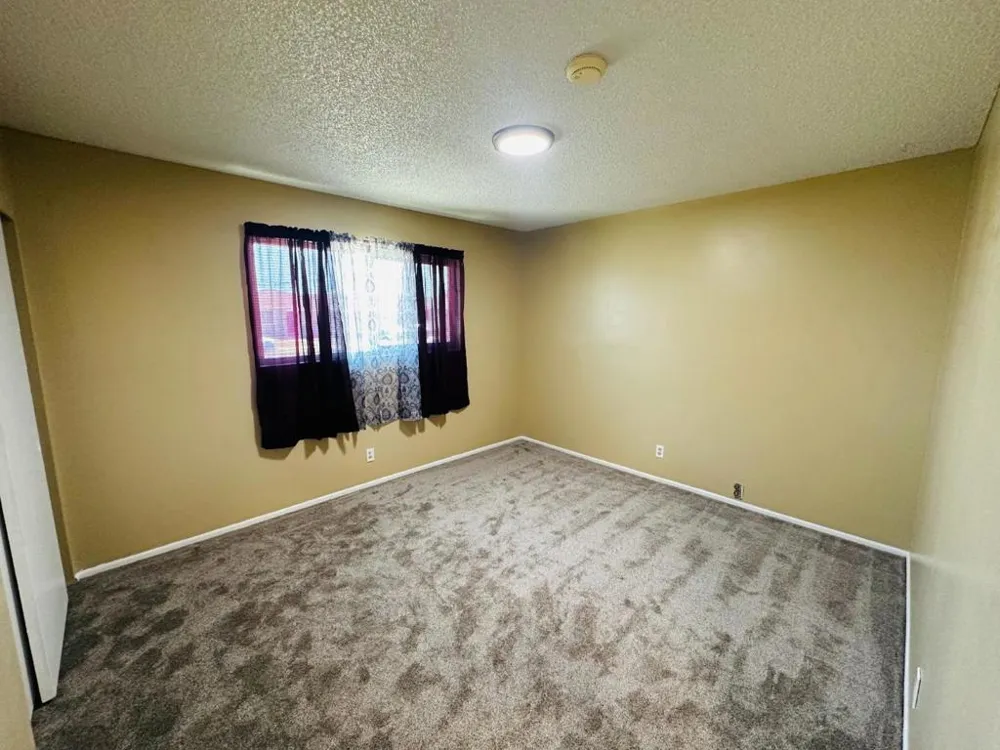 737 Saint Ann Drive Salinas, CA 93901