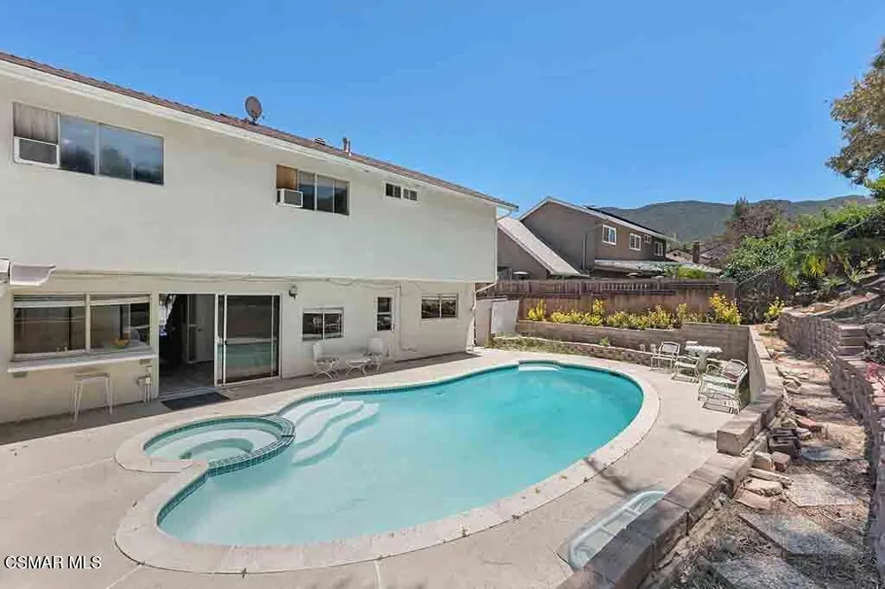 65 Ocatillo Avenue Thousand Oaks, CA 91320