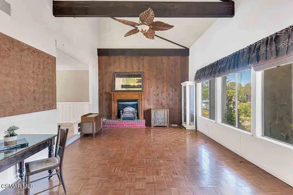 65 Ocatillo Avenue Thousand Oaks, CA 91320