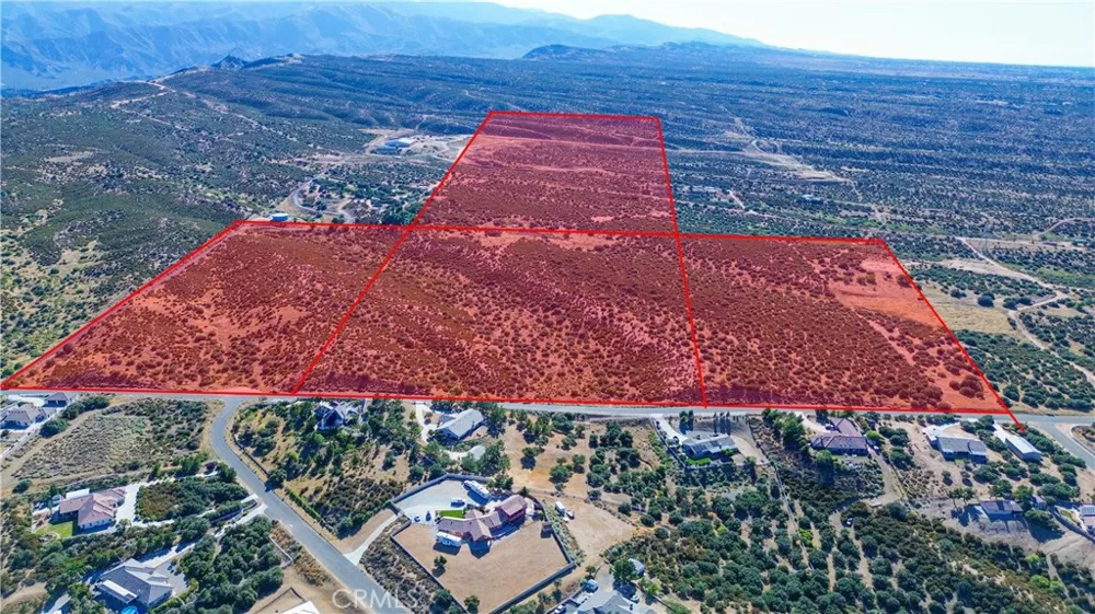 2 Landover Road Oak Hills, CA 92344