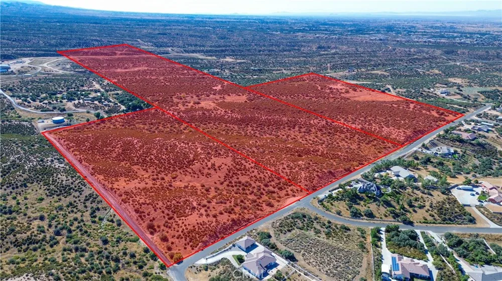 2 Landover Road Oak Hills, CA 92344