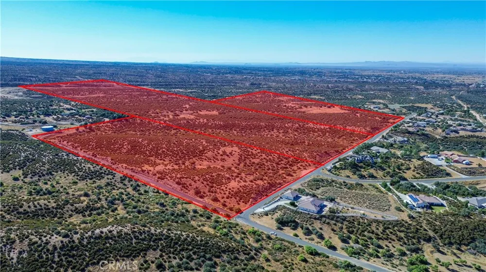 2 Landover Road Oak Hills, CA 92344
