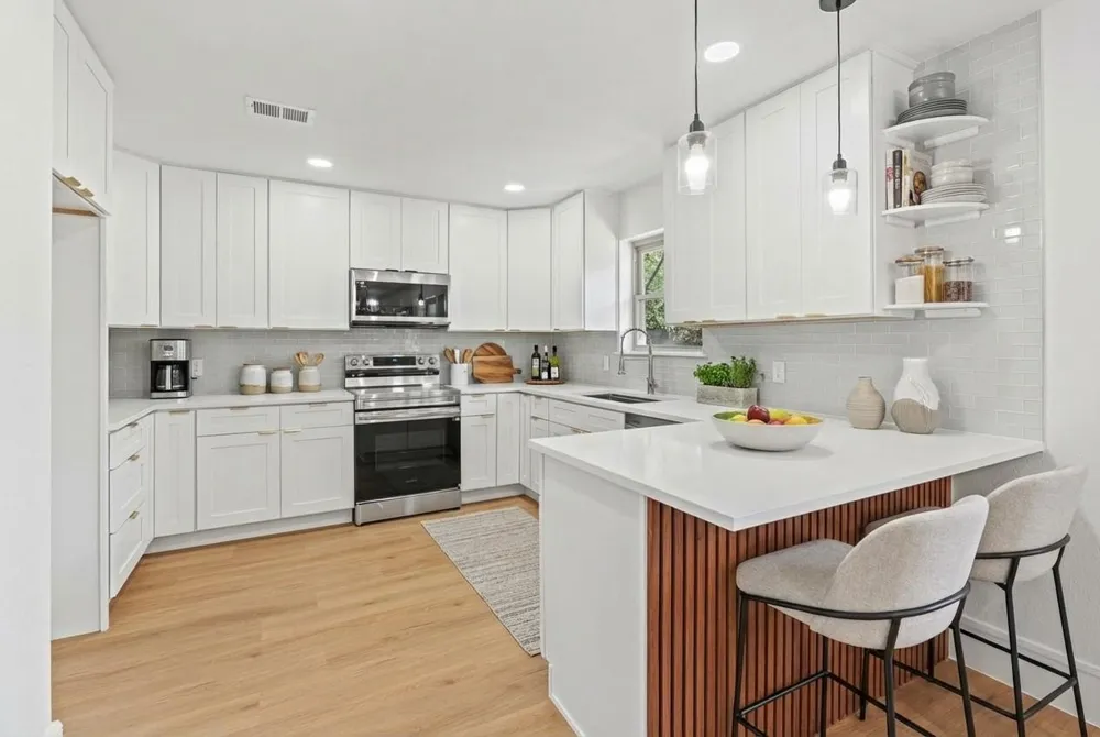 2116 Tamworth Court Bedford, TX 76021