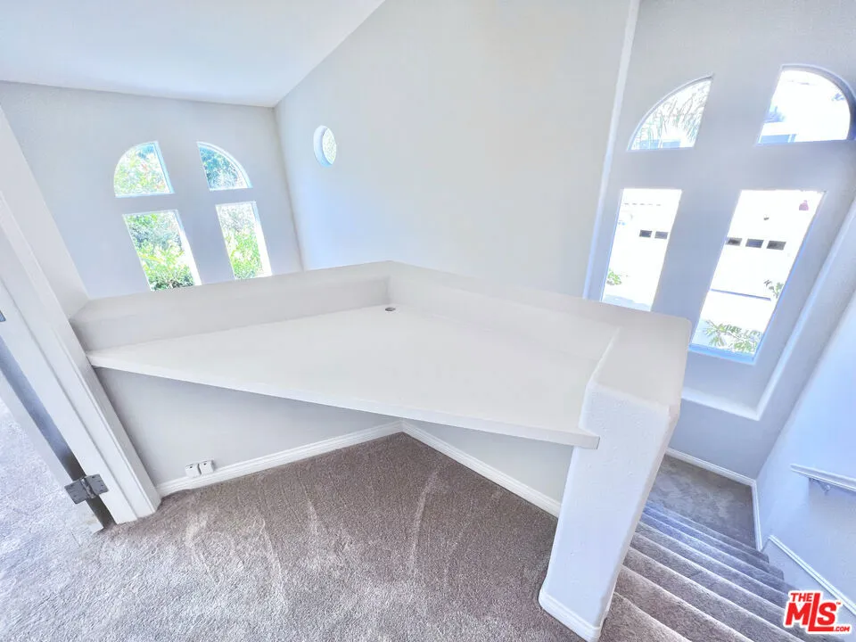 6483 Zuma View Place #104 Malibu, CA 90265