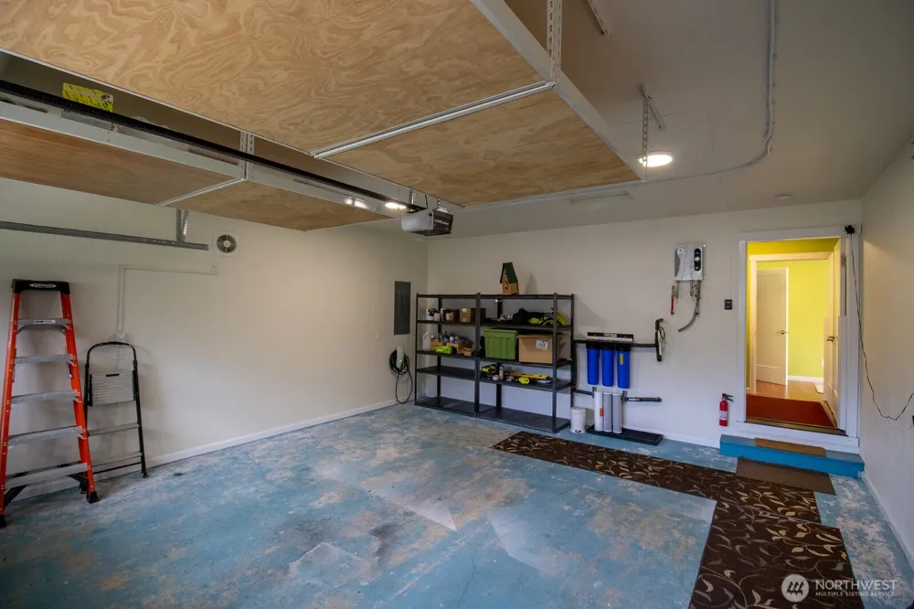 744 SE Evergreen Avenue Ocean Shores, WA 98569