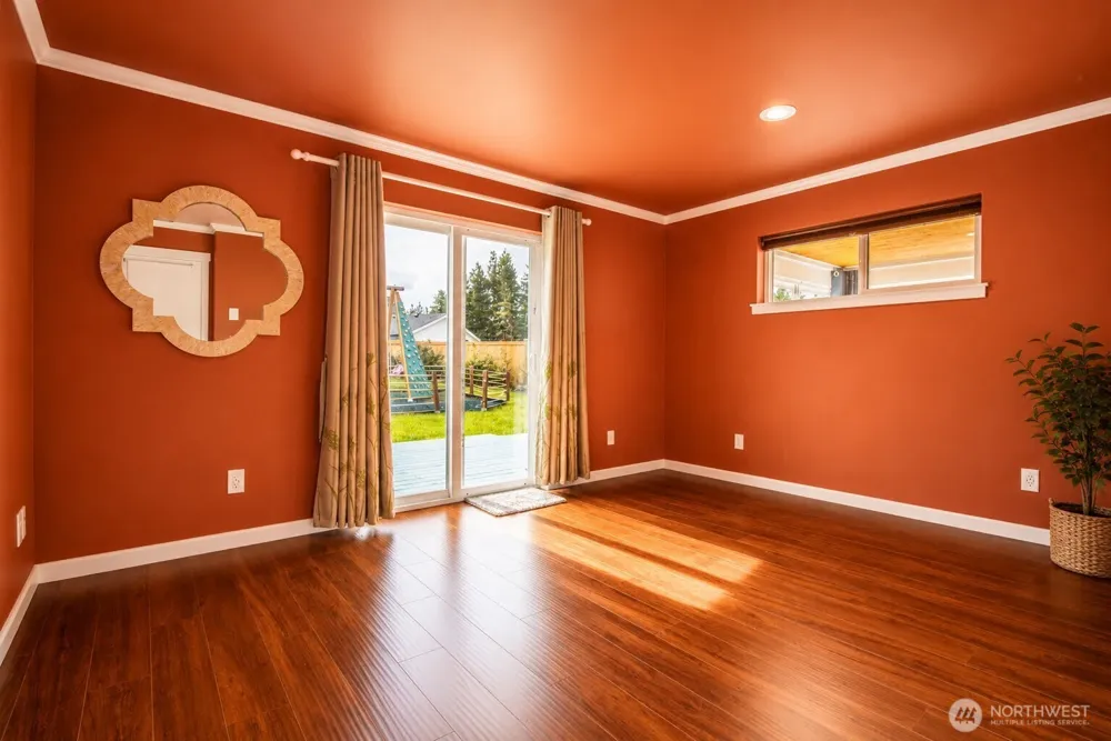 744 SE Evergreen Avenue Ocean Shores, WA 98569