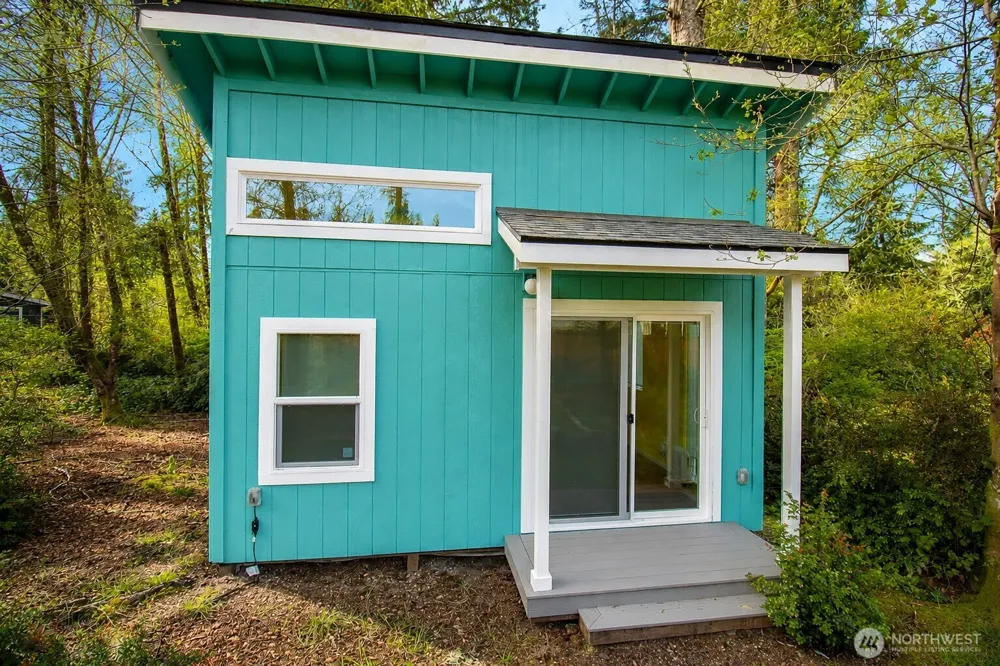 744 SE Evergreen Avenue Ocean Shores, WA 98569