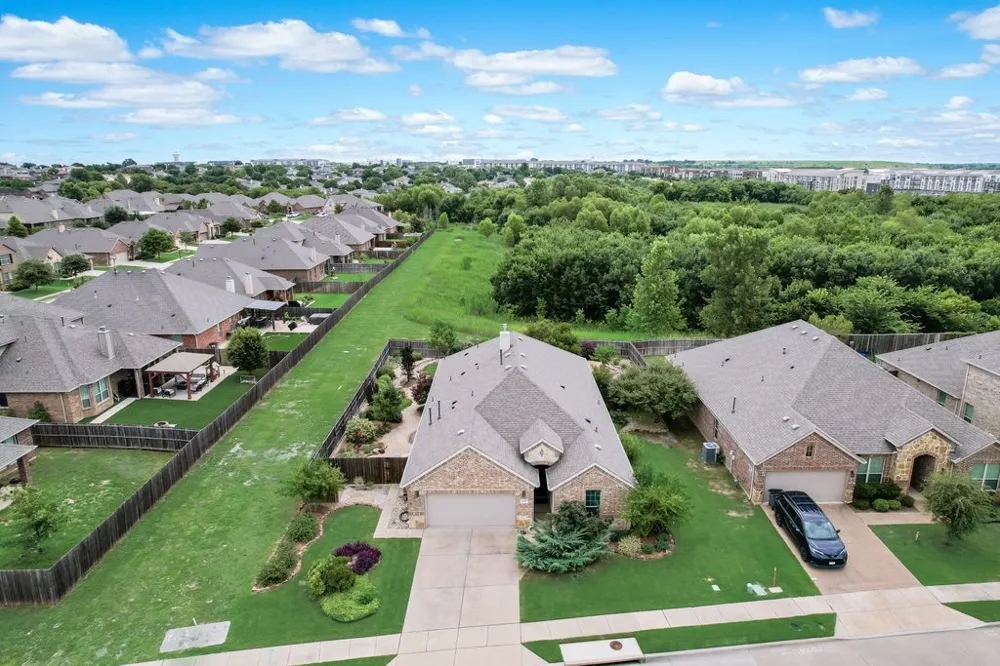 3318 Rosewood Lane Sachse, TX 75048