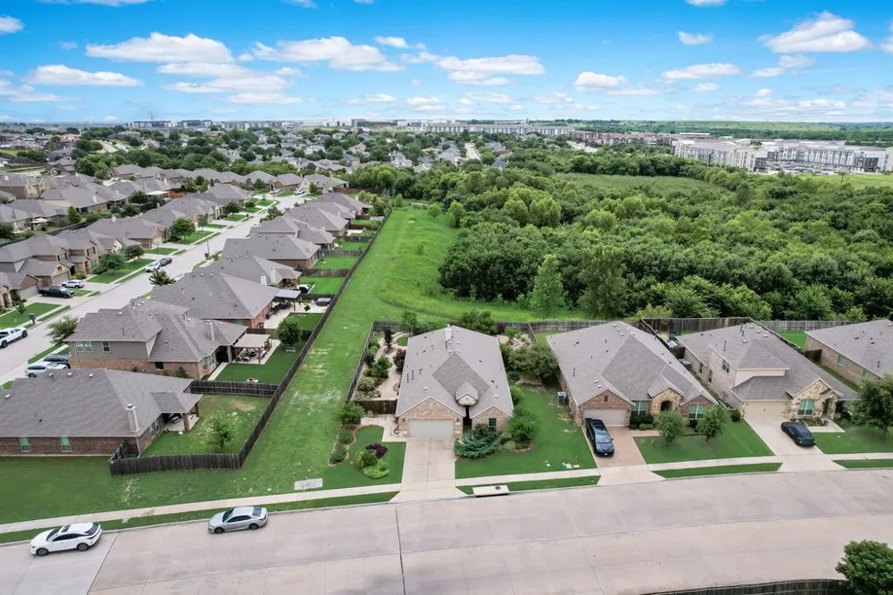 3318 Rosewood Lane Sachse, TX 75048