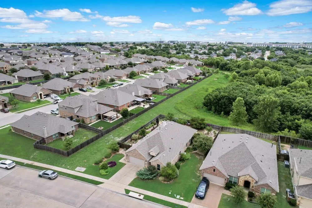 3318 Rosewood Lane Sachse, TX 75048