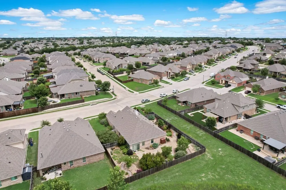 3318 Rosewood Lane Sachse, TX 75048