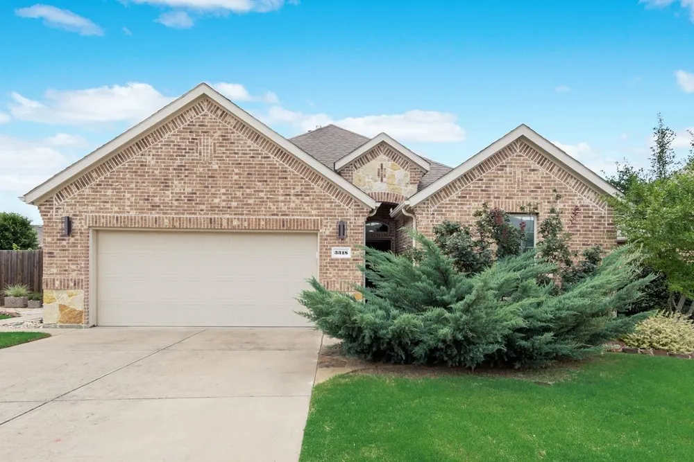 3318 Rosewood Lane Sachse, TX 75048