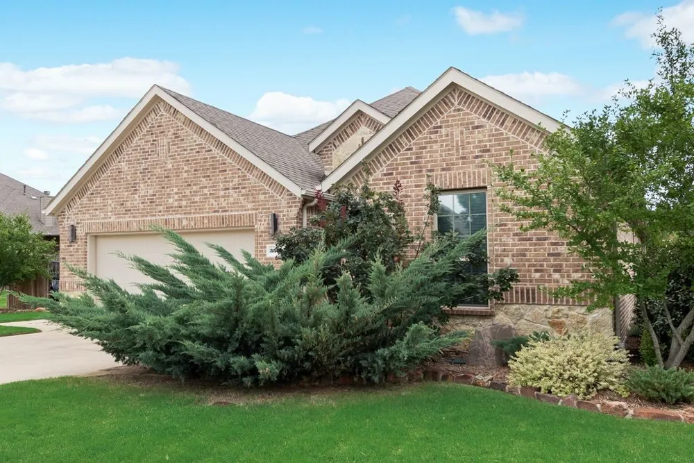 3318 Rosewood Lane Sachse, TX 75048