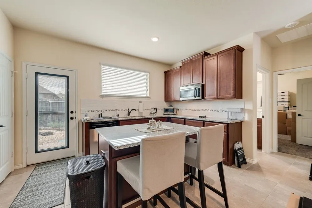 3318 Rosewood Lane Sachse, TX 75048