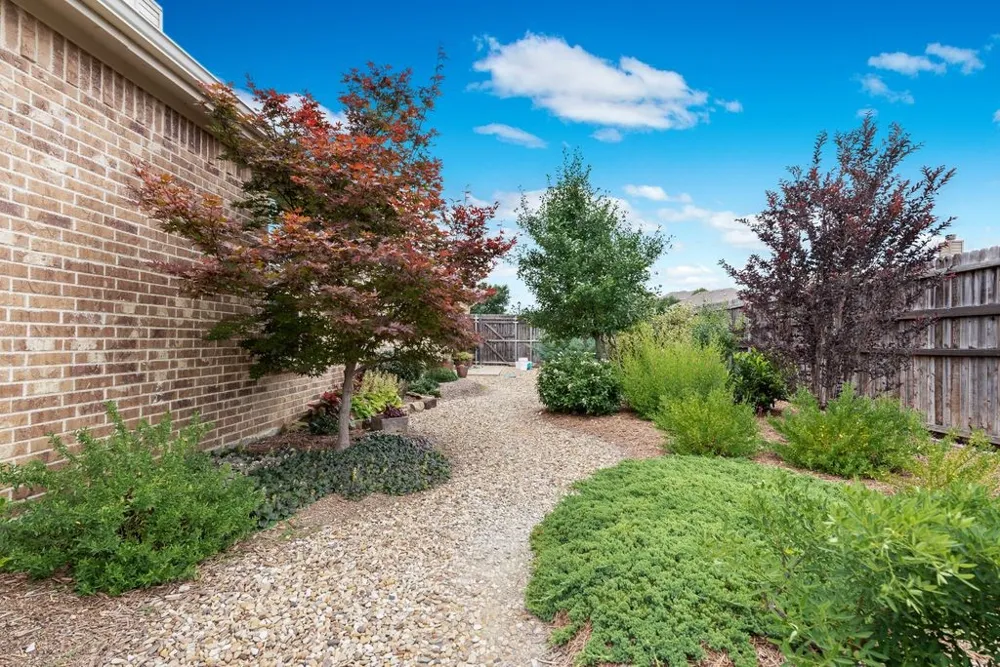 3318 Rosewood Lane Sachse, TX 75048