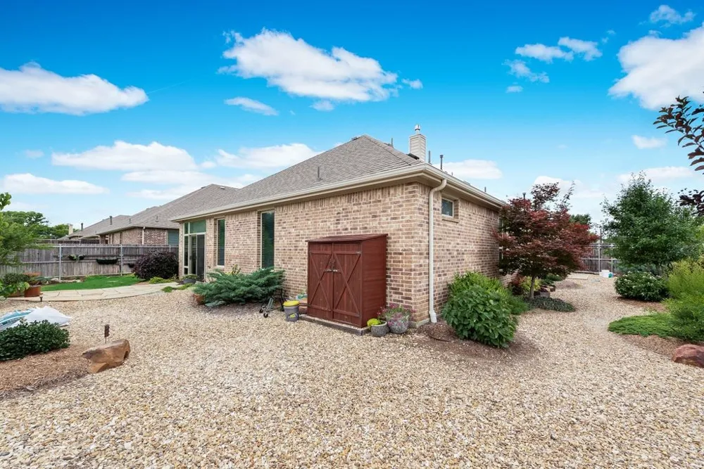 3318 Rosewood Lane Sachse, TX 75048