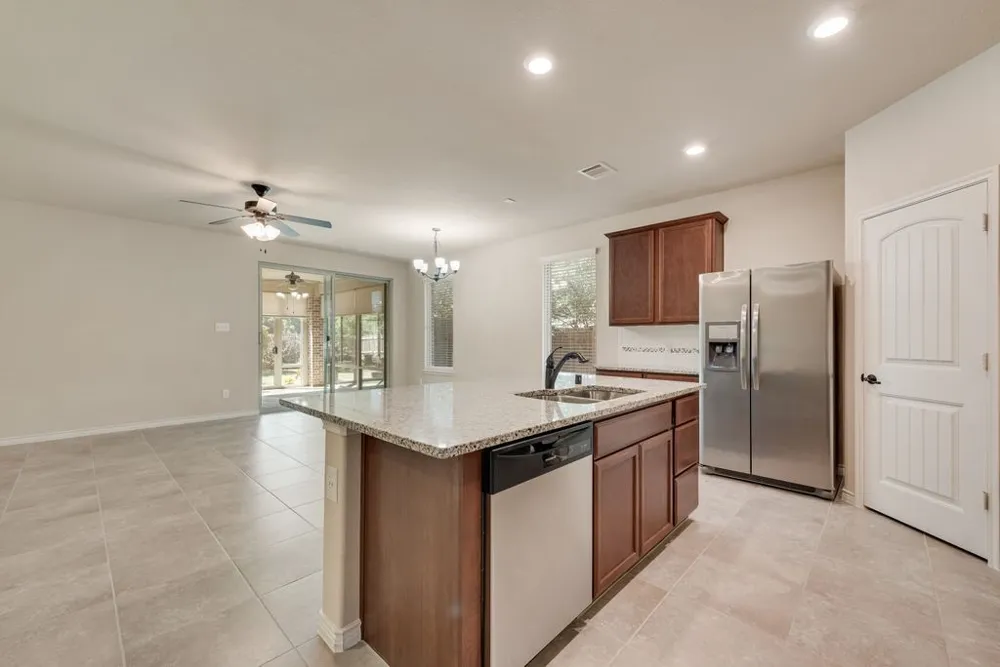 3318 Rosewood Lane Sachse, TX 75048