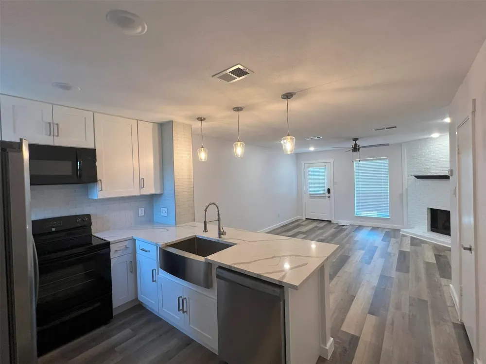2400 Jupiter Road #6 Plano, TX 75074